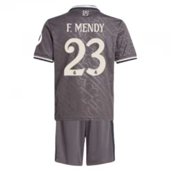 Kinder Real Madrid F.Mendy #23 Ausweich Trikotsatz 2024/25 HP Fußballtrikot